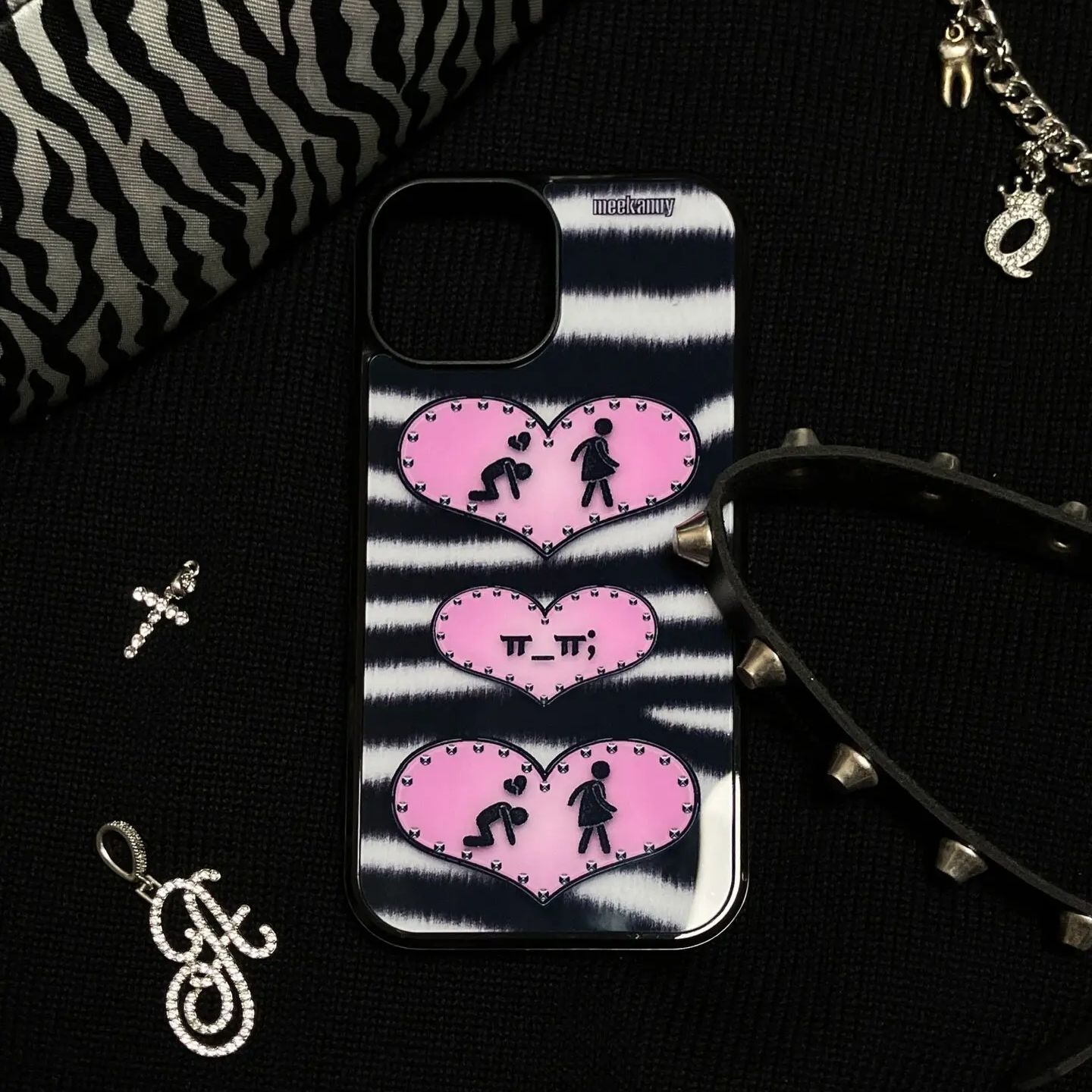 Niche Personality Ins Black an - Phone Cases Customized ulasan dan harga
